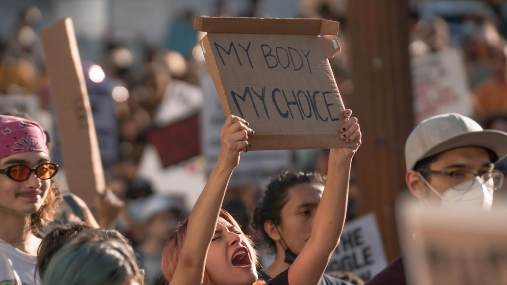 Planned Parenthood Fundraiser – Drawing for 5 Query and First 5 Pages Critiques